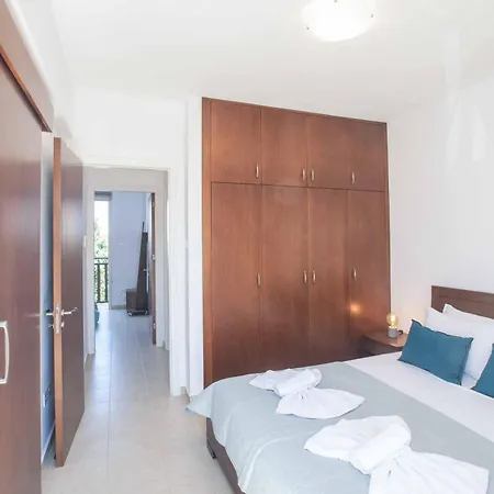 Menelaos Mv7 Villa Paralimni